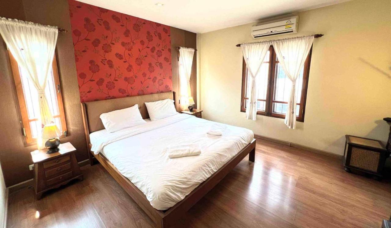 Plumeriahome Near Walking Street Čiang Mai Exteriér fotografie
