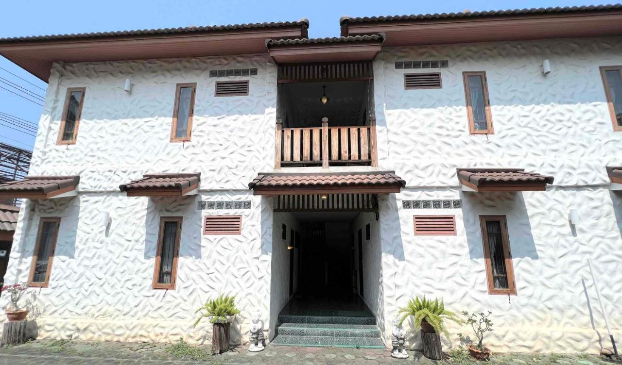 Plumeriahome Near Walking Street Čiang Mai Exteriér fotografie